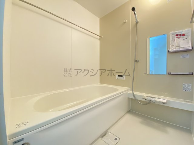 所沢市北秋津・全1棟　新築一戸建　～並列駐車2台可～の浴室|1坪タイプのユニットバス