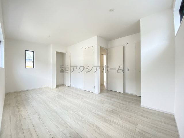 所沢市北秋津・全1棟　新築一戸建　～並列駐車2台可～の子供部屋|2F洋室9.2帖