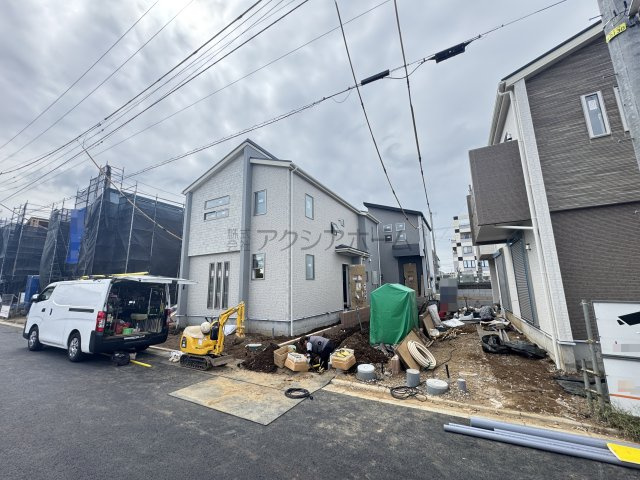 所沢市東所沢和田3丁目・全11棟　新築一戸建　4号棟の前面道路含む現地写真|外観　2025年10月7日撮影