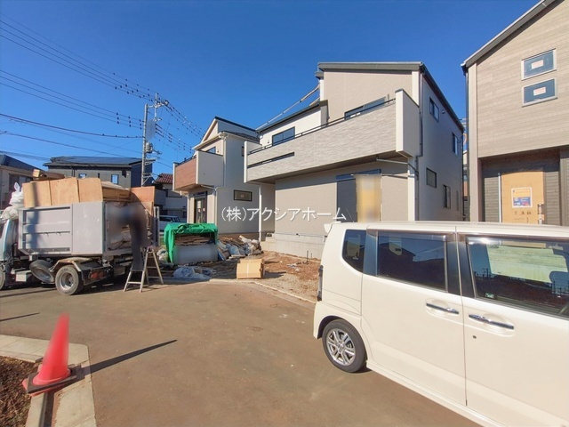 所沢市下安松・全11棟　新築一戸建　2号棟の前面道路含む現地写真|現地写真（2026年1月8日撮影）