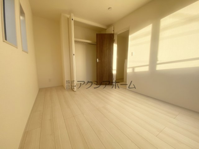 所沢市上新井2丁目・全5棟　新築一戸建　5号棟　～駐車2台～の子供部屋|洋室　6.08帖