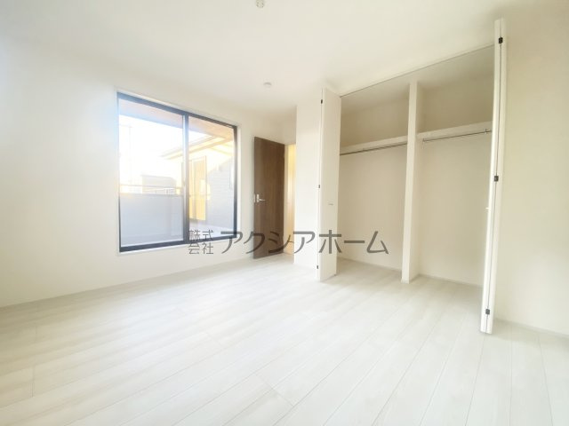 所沢市上新井2丁目・全5棟　新築一戸建　5号棟　～駐車2台～の寝室|洋室　7.25帖