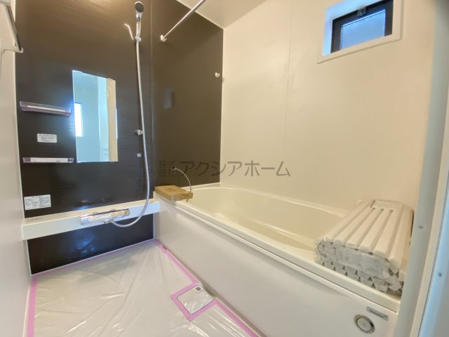 所沢市向陽町・全2棟　新築一戸建　2号棟の浴室|1坪タイプのユニットバス