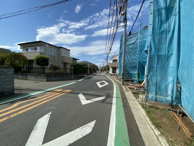 東村山市久米川町2丁目・全7棟　新築一戸建　G号棟の前面道路含む現地写真|前面道路　2025年9月29日撮影
