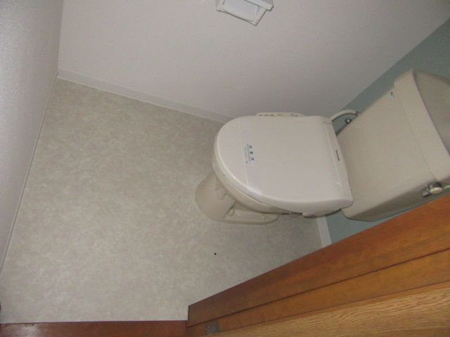 伊藤マンションのトイレ|落ち着いたトイレです