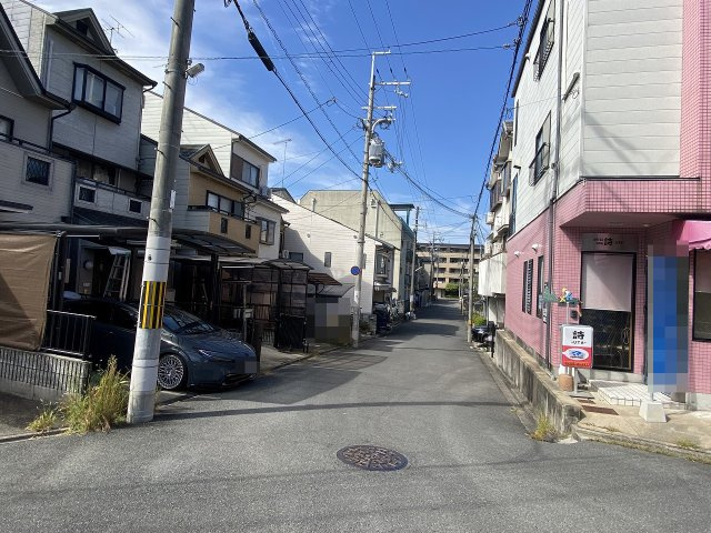 一乗寺河原田町 中古戸建の前面道路含む現地写真