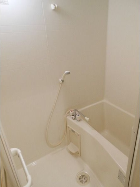 S-FORT浄心の浴室