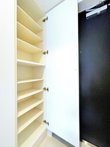 S-FORT神宮南の玄関