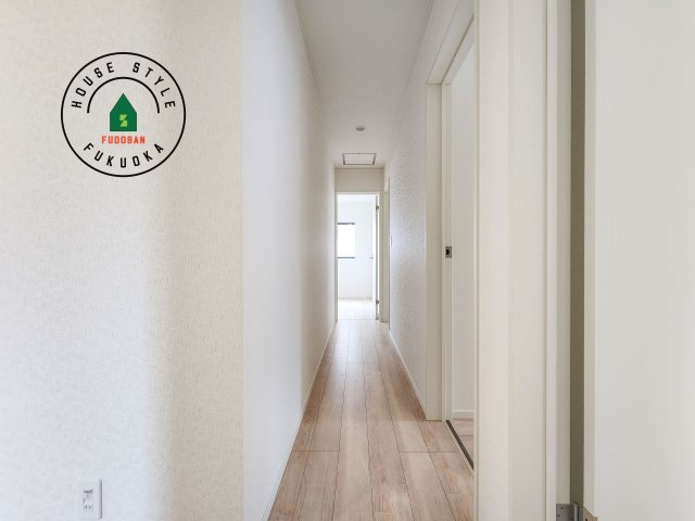 福岡市西区上山門2丁目第13-1棟（1号棟）の内装|平屋はワンフロアしかないため、部屋と部屋の距離が近くなります。 生活音の緩衝材として廊下を活用するのがおすすめです。