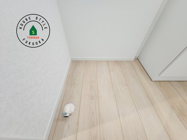 福岡市西区上山門2丁目第13-1棟（1号棟）のランドリースペース|ランドリースペースは広さもたっぷり。