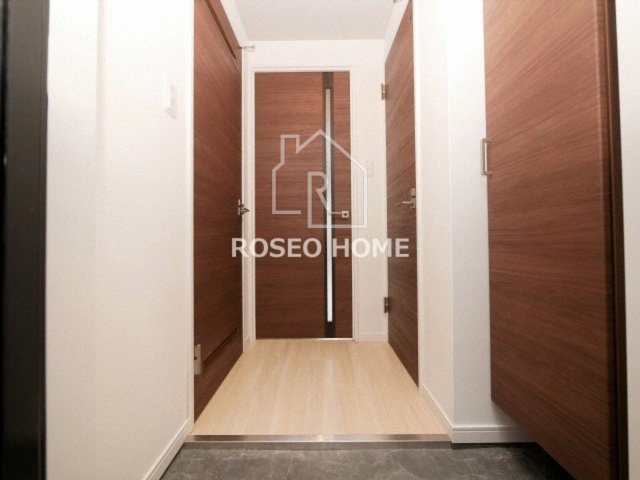 グランステディ新梅田の玄関