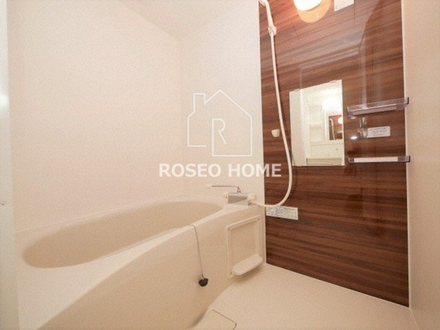 グランステディ新梅田の浴室