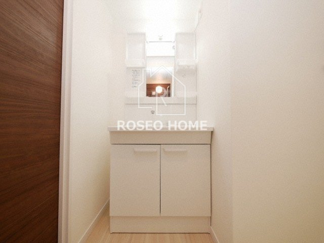 グランステディ新梅田の洗面所