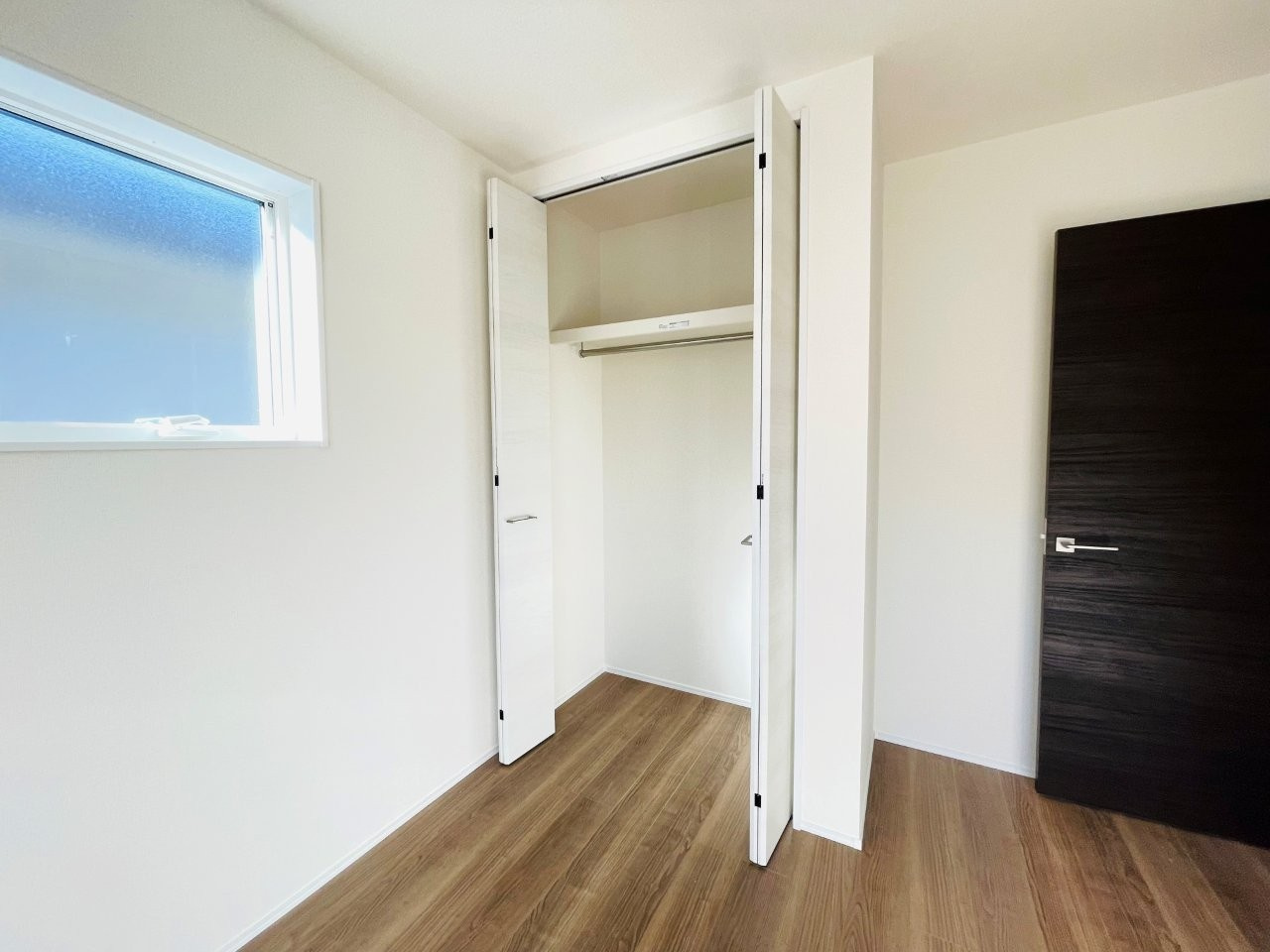 豊田市市木町　新築分譲住宅　全2棟　1号棟の収納|豊富な数のクローゼットには、衣類、日用品、家族の思い出まで大切に保管できます♪