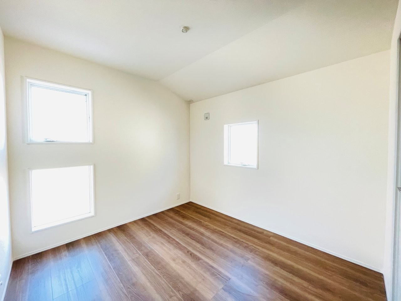 豊田市市木町　新築分譲住宅　全2棟　1号棟の洋室|家族一人一人の大切なプライベート空間です。