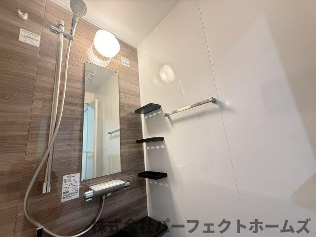 茄子作北町戸建の浴室|落ち着いた空間のお風呂です