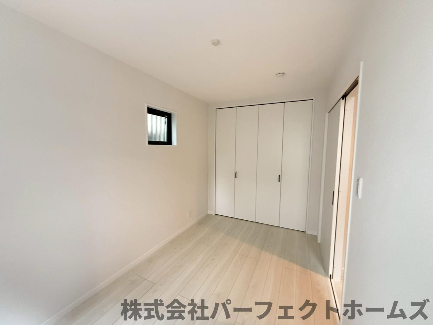 茄子作北町戸建の洋室|きれいな洋室です