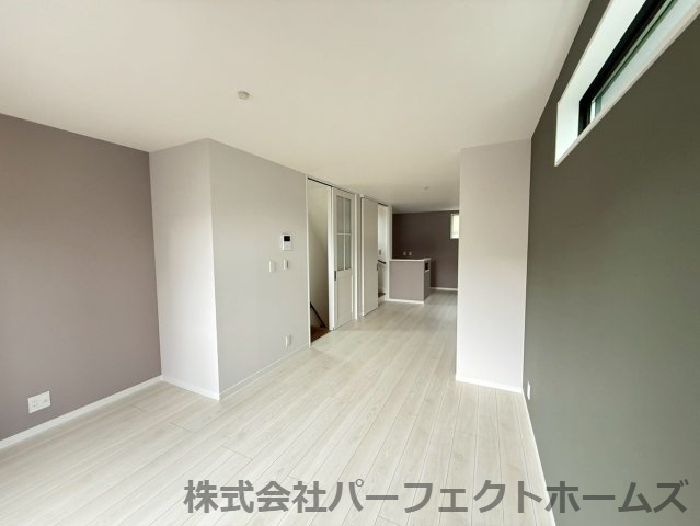 【居間・リビング】の画像