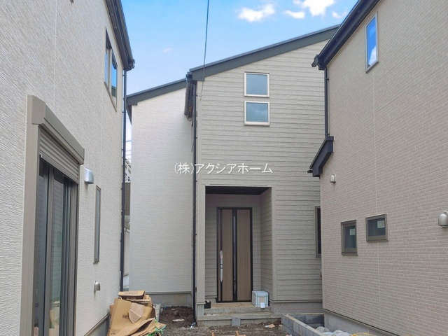 所沢市久米・全4棟　新築一戸建　3号棟　～全室2面採光～