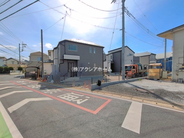 所沢市久米・全4棟　新築一戸建　1号棟　～全居室6帖以上～の前面道路含む現地写真|2026年4月22日撮影