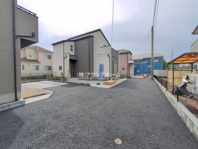所沢市久米・全4棟　新築一戸建　2号棟　～全室2面採光～の前面道路含む現地写真|2026年4月24日撮影