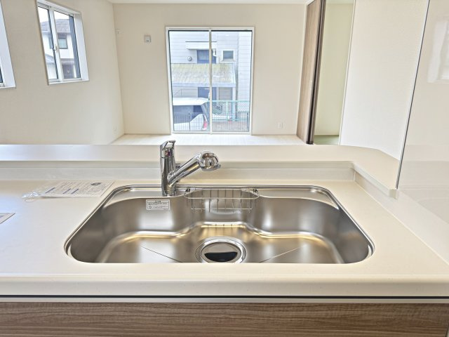 所沢市下富・全1棟　新築一戸建　～LDK17帖～のキッチン|浄水器付水栓