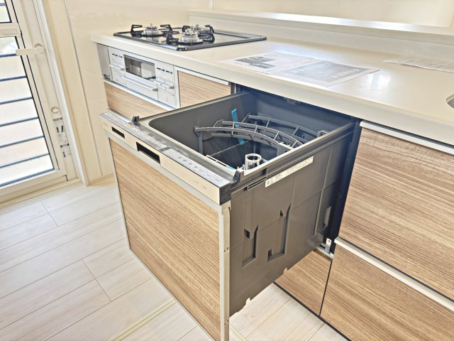 所沢市下富・全1棟　新築一戸建　～LDK17帖～のキッチン|食器洗浄乾燥機