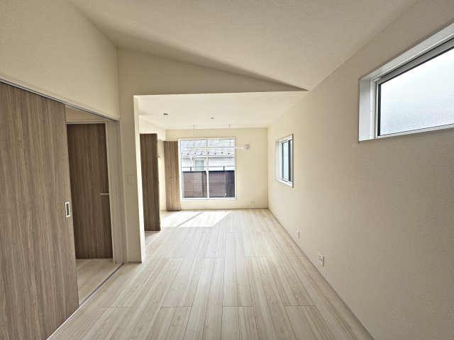 所沢市下富・全1棟　新築一戸建　～LDK17帖～の寝室|2F洋室10.25帖