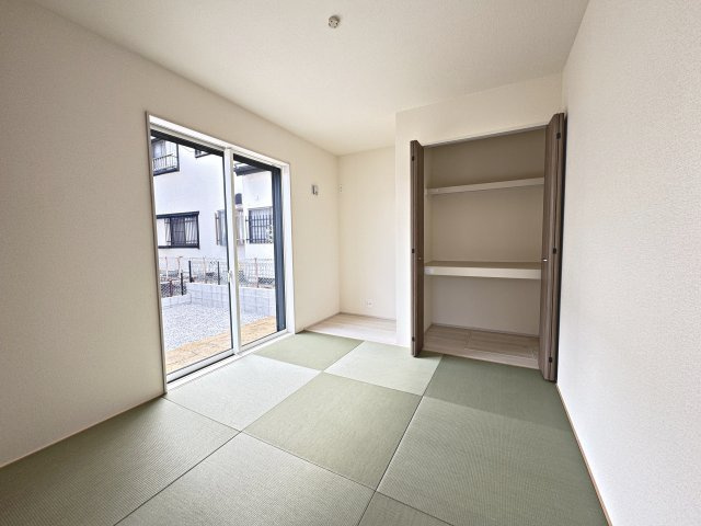 所沢市下富・全1棟　新築一戸建　～LDK17帖～の和室|1F和室5.25帖