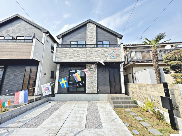 所沢市北所沢町・全2棟　新築一戸建　2号棟　～LDK18帖～の外観