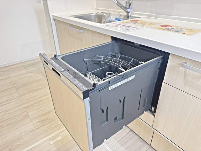 所沢市北所沢町・全2棟　新築一戸建　1号棟　～LDK20帖～のキッチン|食器洗浄乾燥機