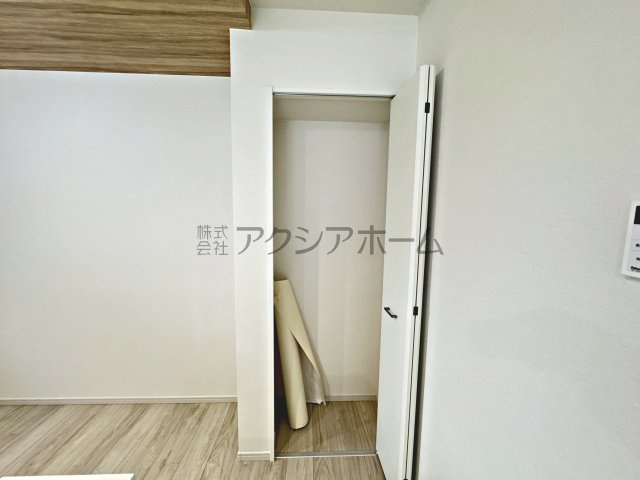 所沢市北所沢町・全2棟　新築一戸建　1号棟　～LDK20帖～の収納|キッチン収納