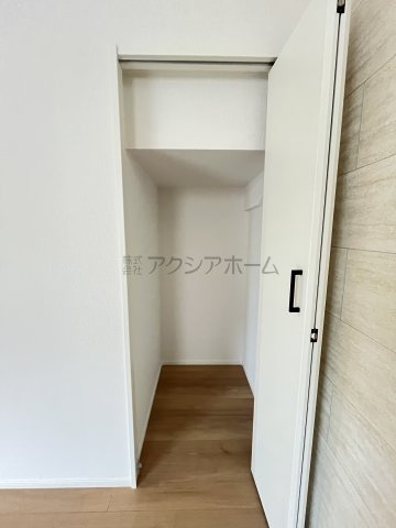 所沢市けやき台1丁目・全2棟　新築一戸建　1号棟の収納|リビング収納