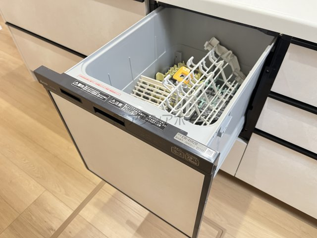 所沢市けやき台1丁目・全2棟　新築一戸建　1号棟のキッチン|食器洗浄乾燥機