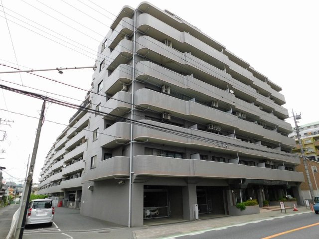 ライオンズプラザ西所沢の外観