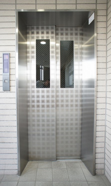 ロイヤルステージ新所沢のその他|エレベーター