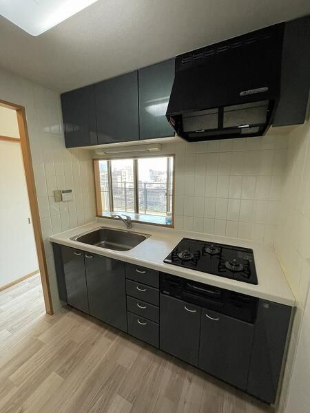 ビューネ沼津高島町のキッチン