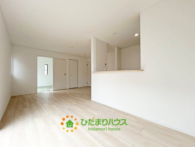 古河市小堤第3　新築一戸建て　02　クレイドルガーデンの居間・リビング