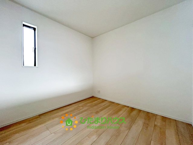 古河市小堤第3　新築一戸建て　02　クレイドルガーデンの洋室