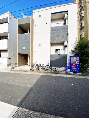 アストリア名駅の外観