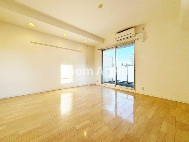 アデグランツ大須の内装