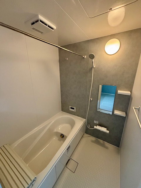 大刀洗町大字山隈  4期  1号棟の浴室|ゆったり広々のバスルームです。浴室乾燥機は梅雨時期や花粉症対策に便利ですね。