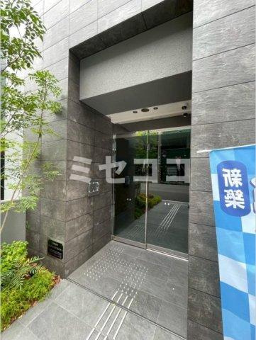 リアライズ梅田東ビルのエントランス