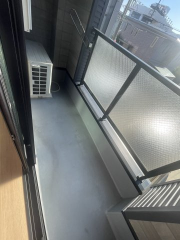 グランデ石屋川３のバルコニー