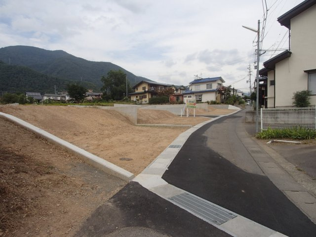 東邦ピュアタウン上田|8号地南側道路
09/24 11:11