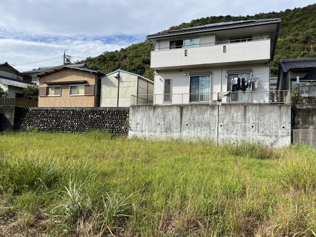 土地　諏訪山1丁目のその他|北側隣地　擁壁