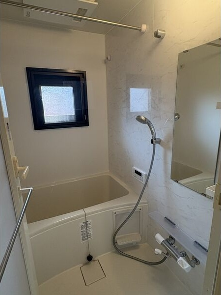 ヴィラエーデル名駅の浴室