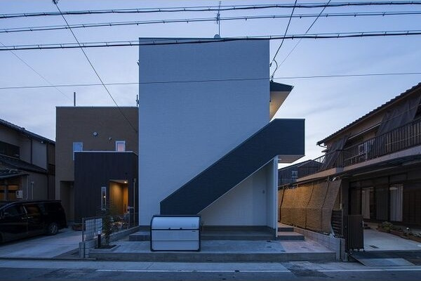 エアスト東中島(エアストヒガシナカジマ)のエントランス