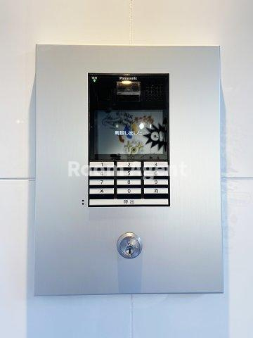 エステムコート名古屋新栄Ⅵ アートテラスのエントランス