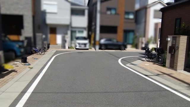 尼崎市食満　中古戸建の前面道路含む現地写真